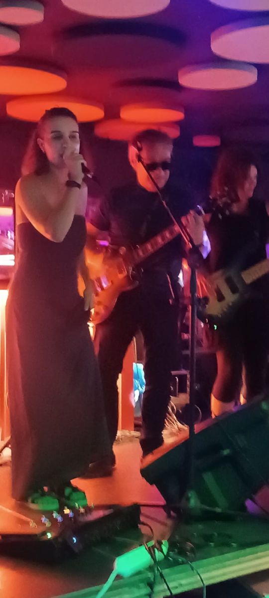 CONFETTI PLAYA - 3 AGOSTO - 20:00h